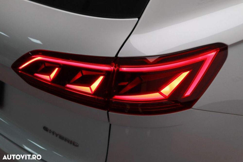 Volkswagen Touareg - 20