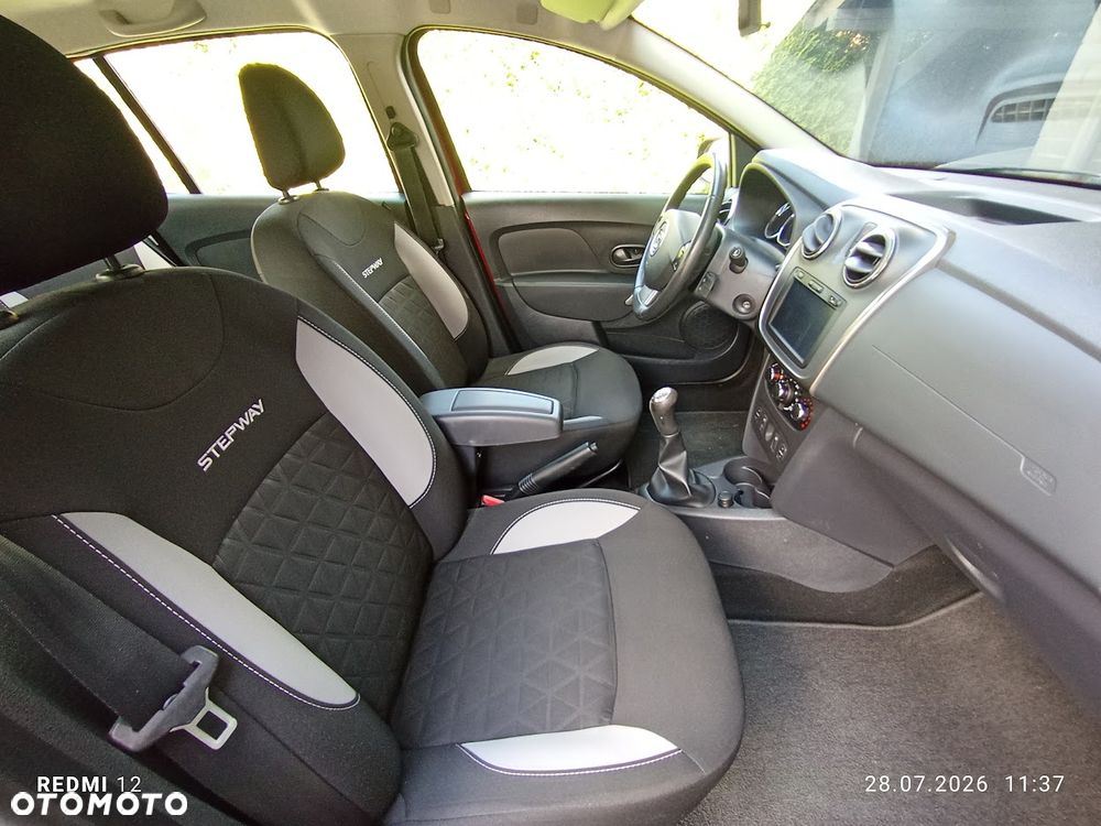 Dacia Sandero Stepway TCe 90 (S&S) Celebration - 29