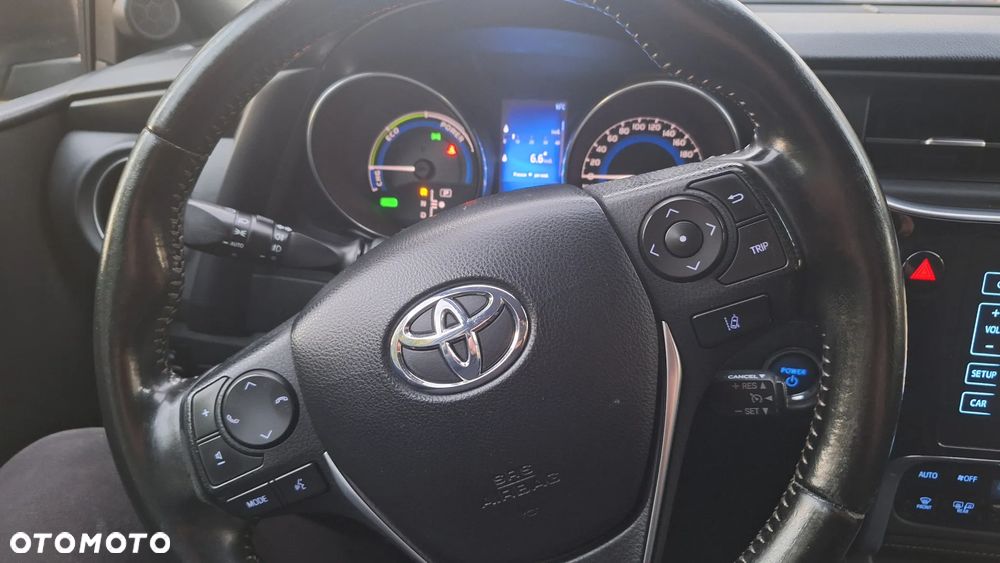 Toyota Auris 1.8 VVT-i Automatik Executive - 8