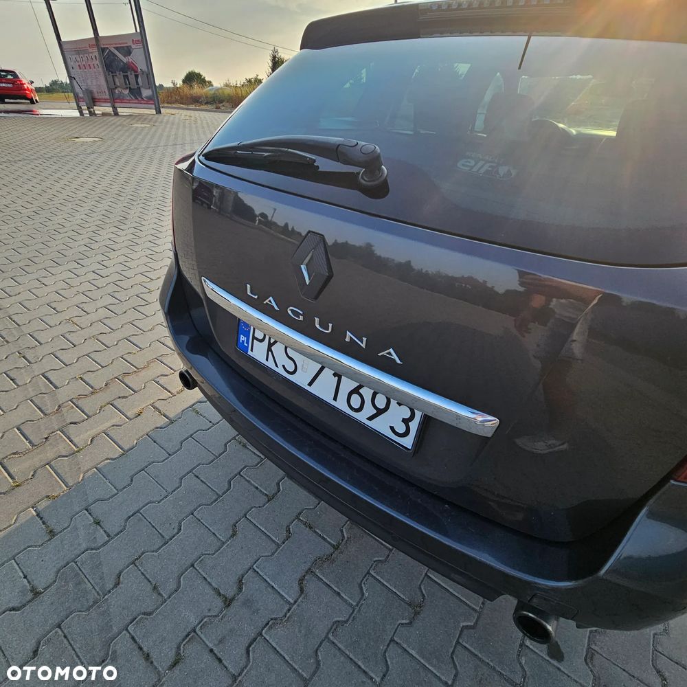 Renault Laguna dCi 180 FAP GT - 23