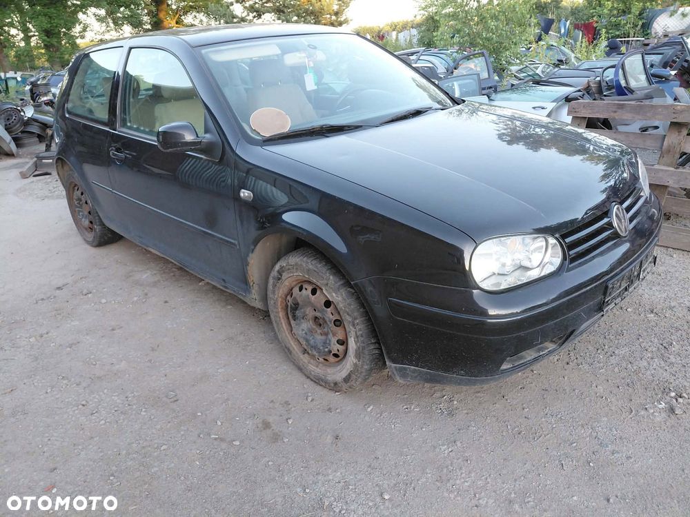 części do VW Golf IV 1.6 16V 99r czarny 3 - drzwi - 5