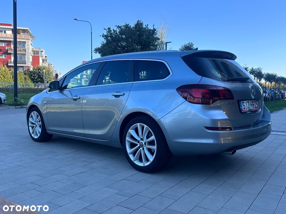 Opel Astra 2.0 CDTI DPF Sports Tourer - 7