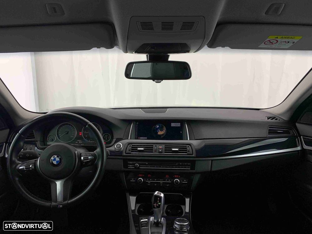 BMW 520 d Auto - 13