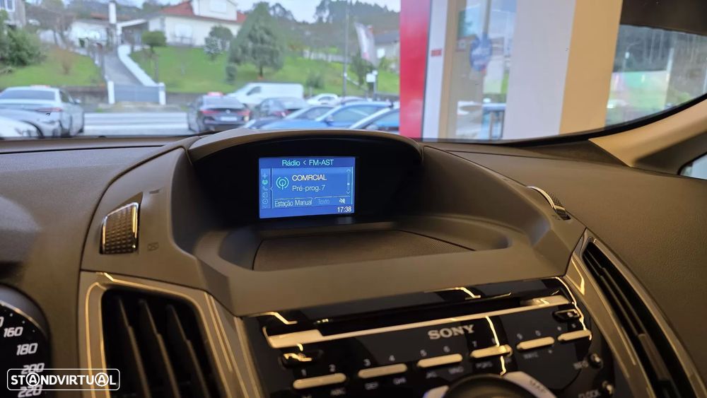 Ford C-Max 1.6 TDCi Titanium - 44