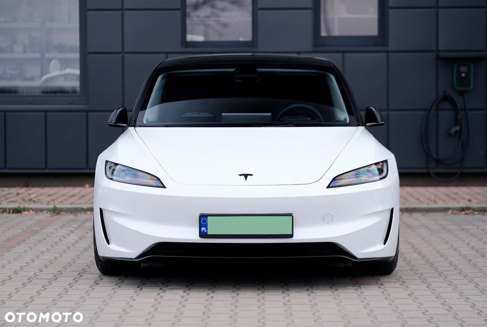 Tesla Model 3 Performance AWD - 14
