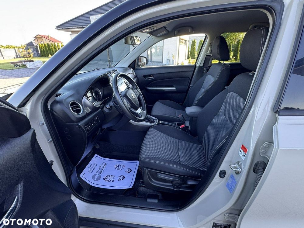 Suzuki Vitara - 23