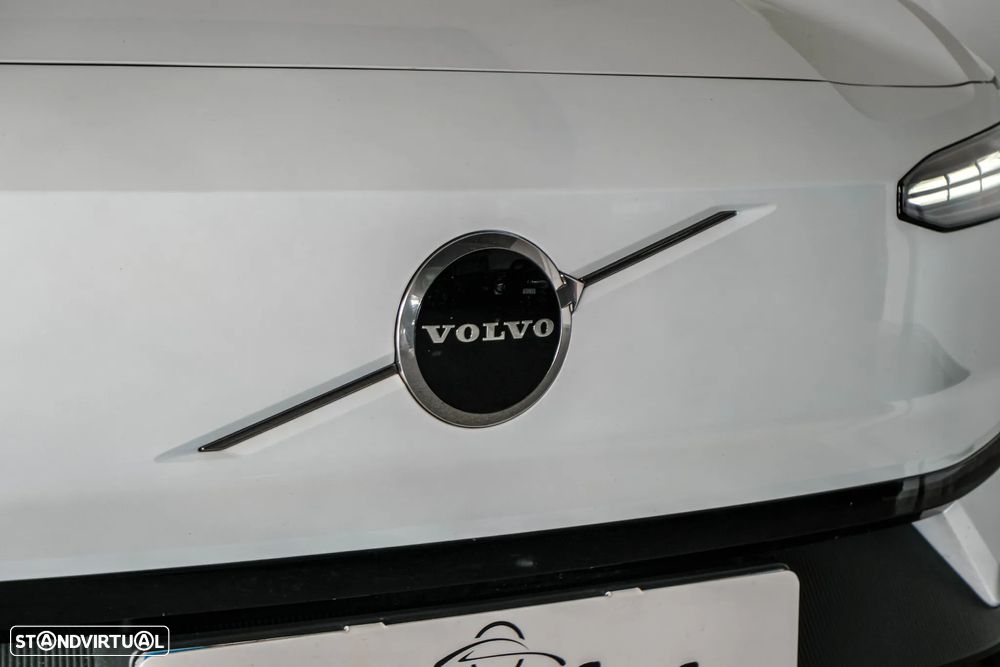 Volvo EX30 Single Motor Extended Range RWD Core - 4