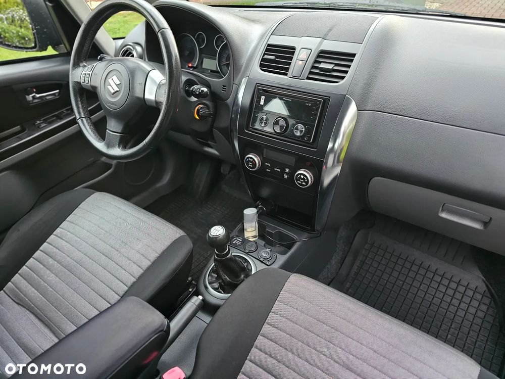 Suzuki SX4 1.6 VVT 4x2 Comfort - 13