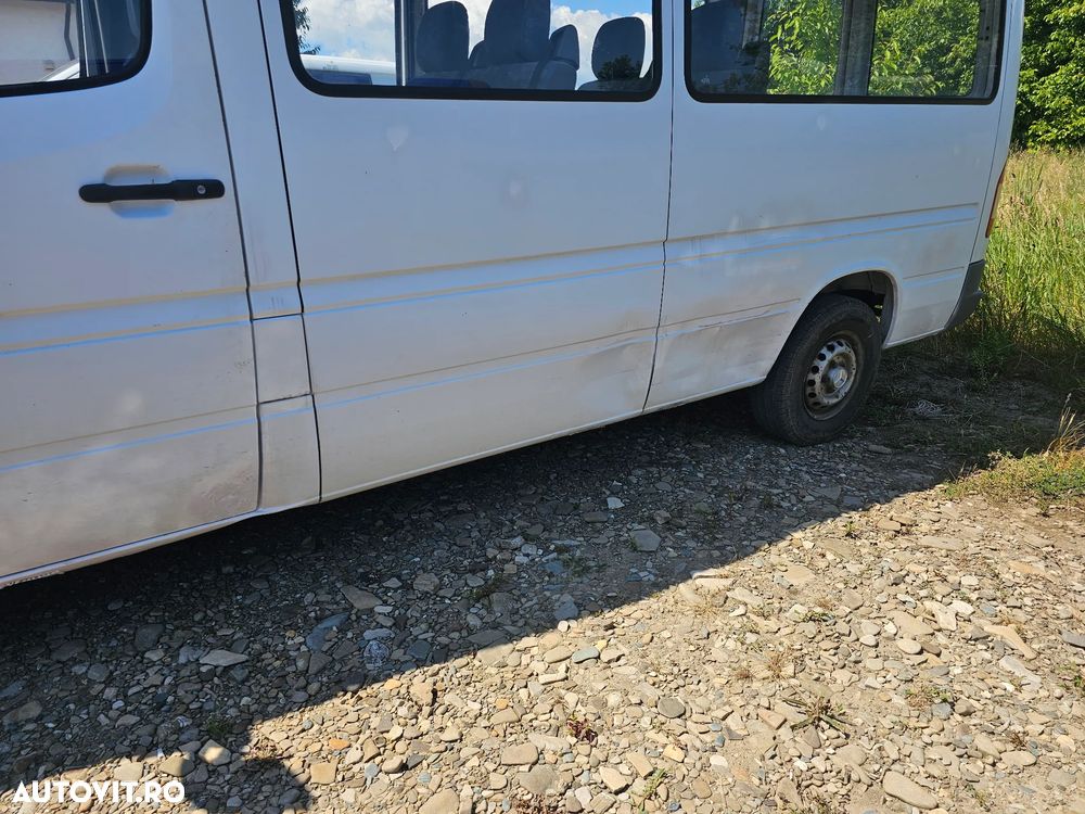 Mercedes-Benz Sprinter - 4