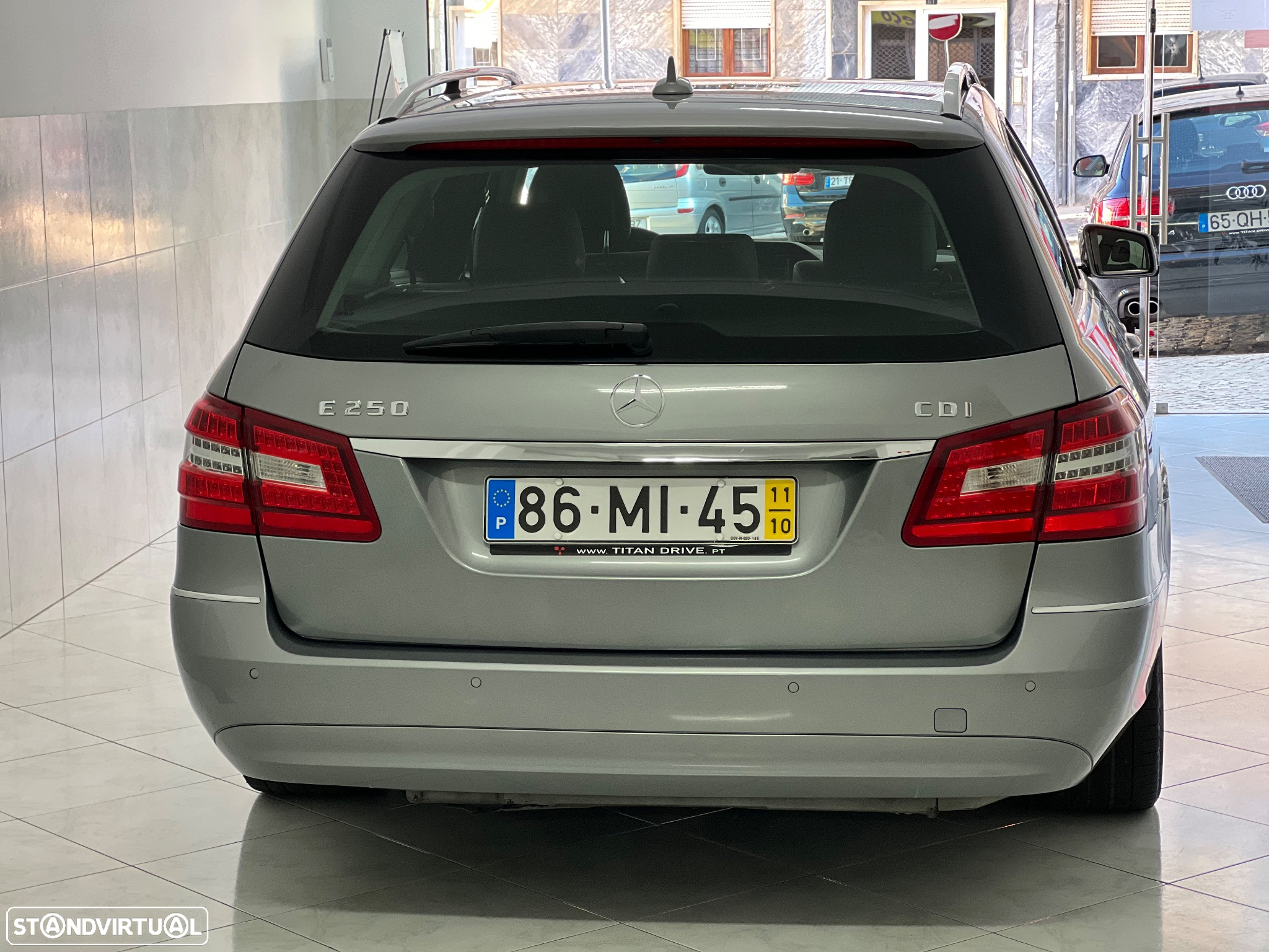 Mercedes-Benz E 250 CDi Avantgarde BlueEfficiency - 5