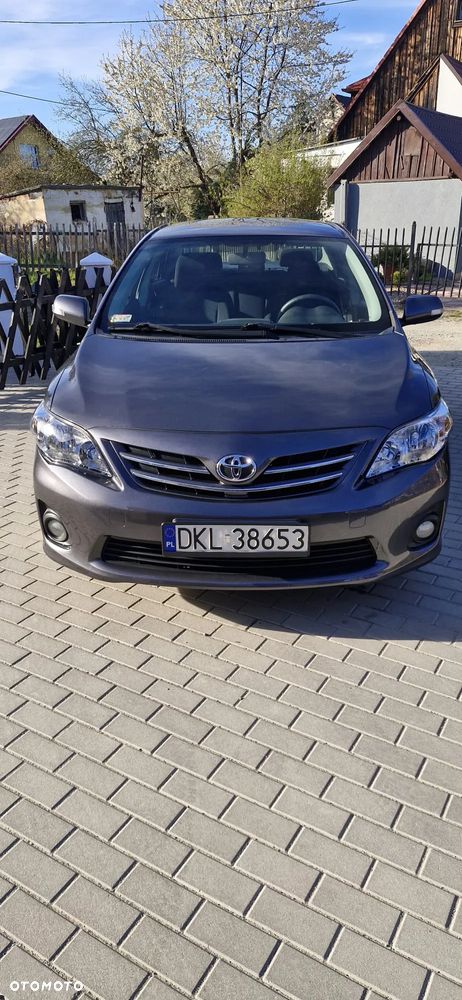 Toyota Corolla - 1