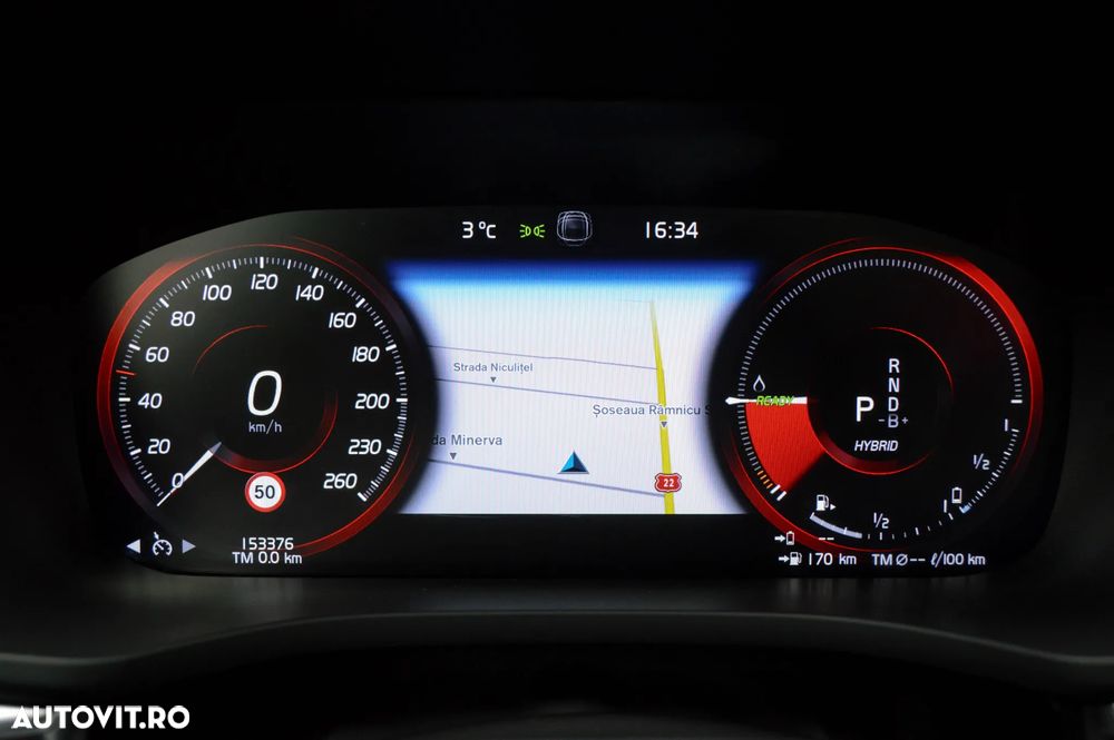 Volvo XC 60 T6 AWD Recharge Geartronic Inscription - 6