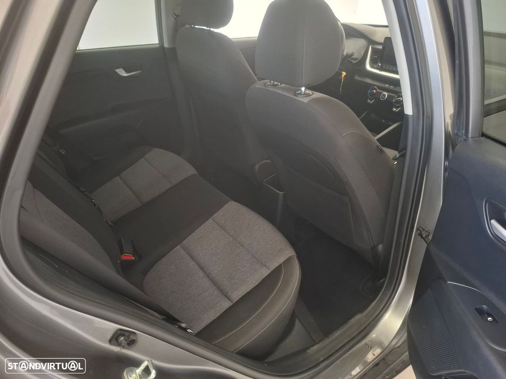 Kia Stonic 1.2 Dynamic - 12