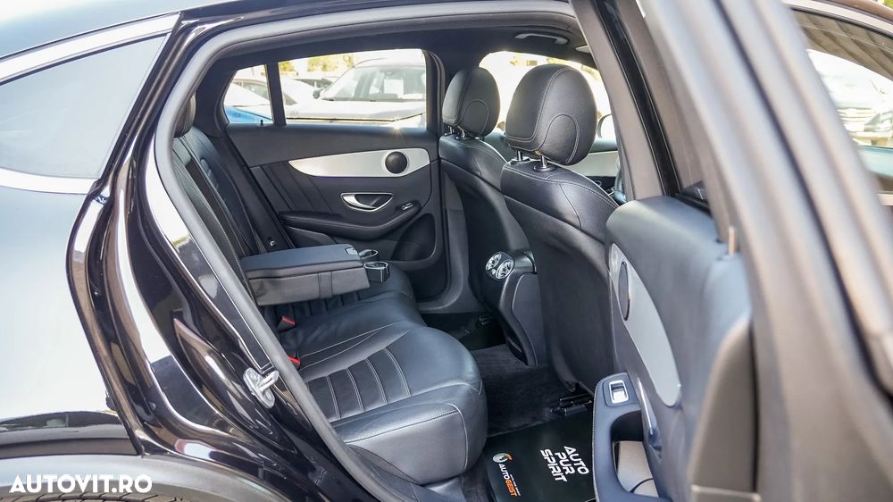 Mercedes-Benz GLC - 29