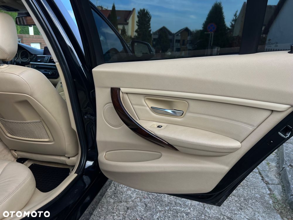 BMW Seria 3 - 23