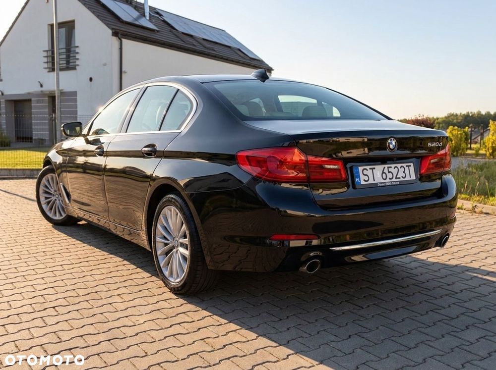 BMW Seria 5 520d xDrive Luxury Line - 4
