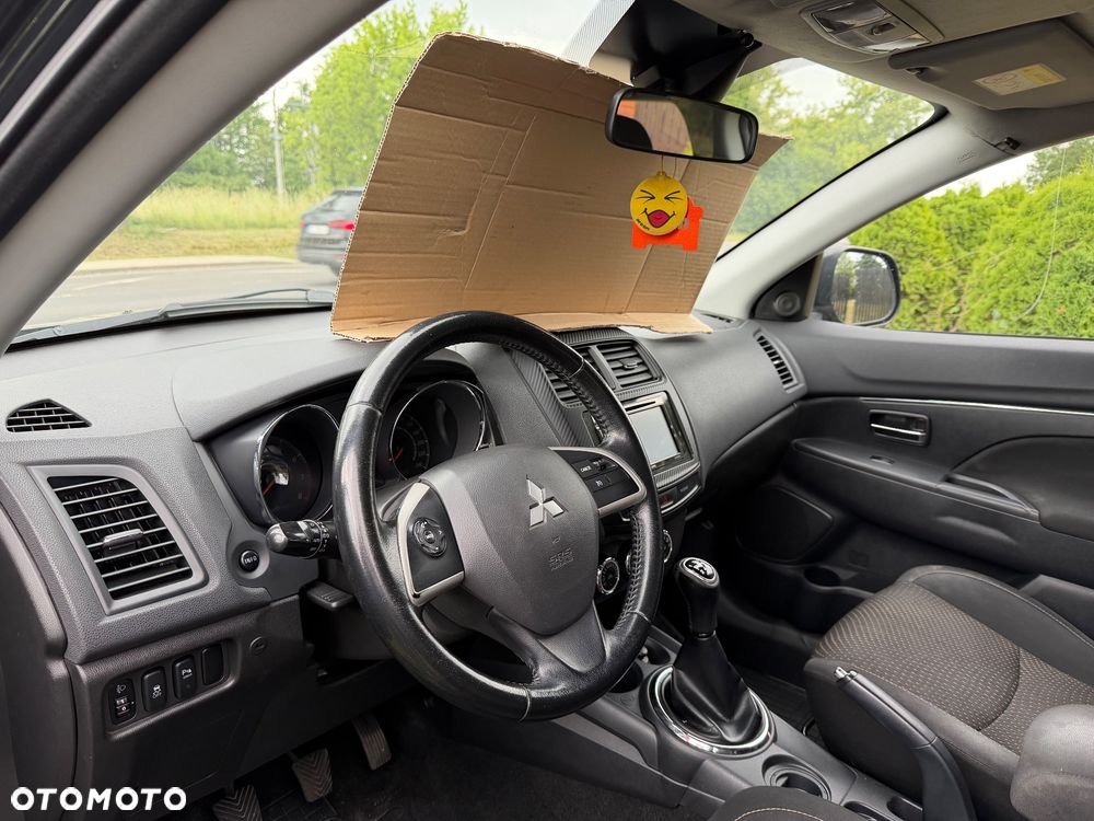 Mitsubishi ASX - 11