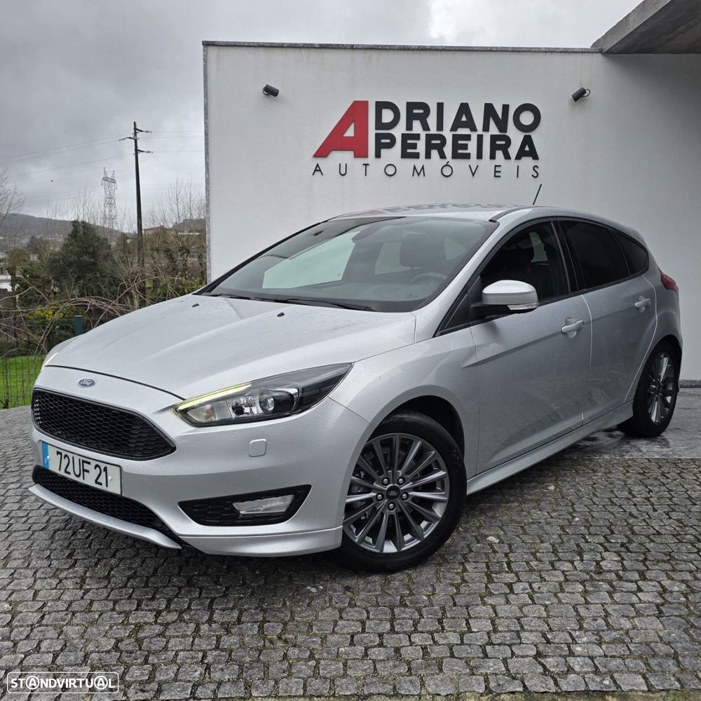 Ford Focus 1.0 EcoBoost ST-Line - 1