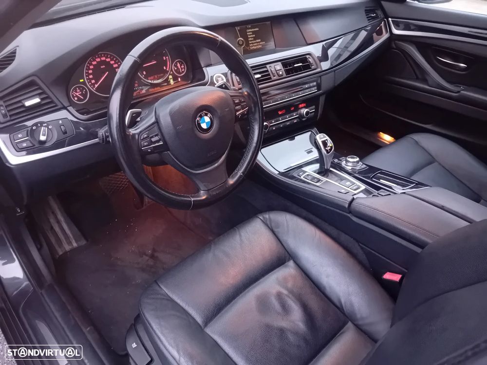 BMW 520 d Exclusive Auto 129g - 26