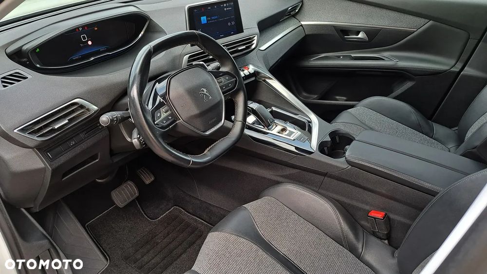 Peugeot 3008 BlueHDi 130 Stop & Start EAT8 Allure - 11
