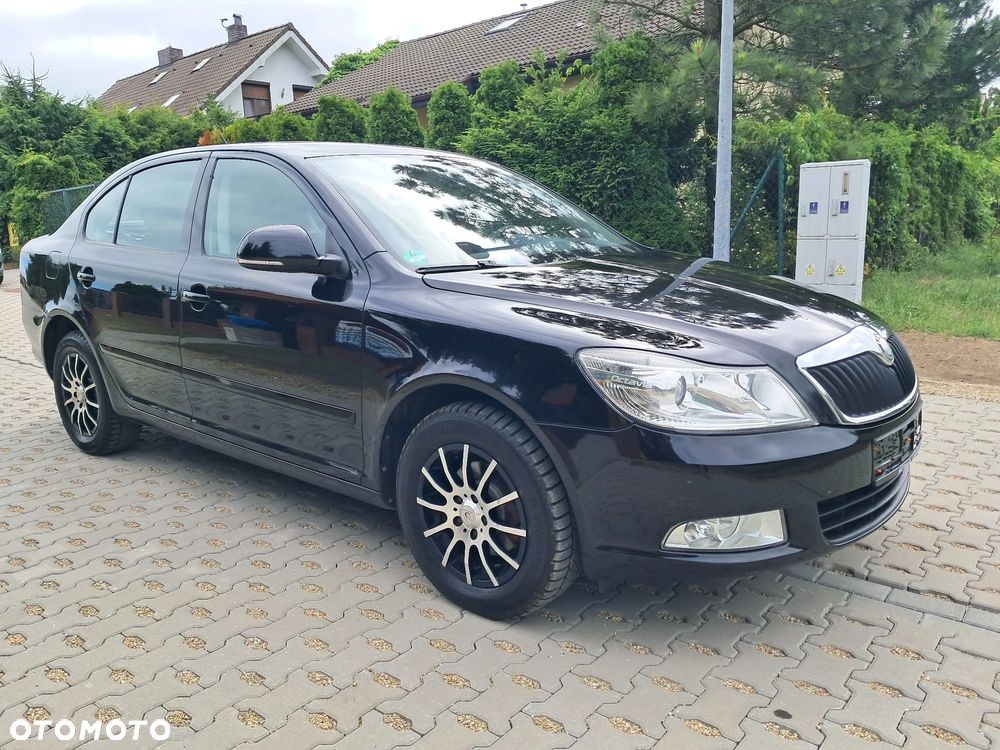 Skoda Octavia 1.6 SPORT EDITION - 9