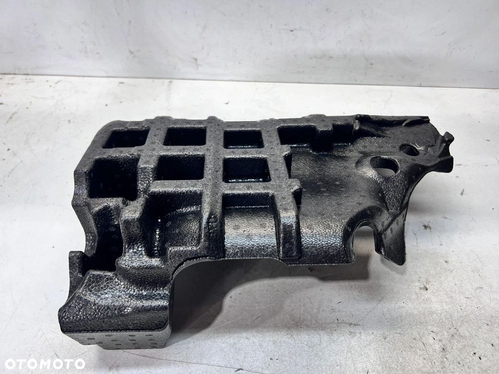WKŁAD STYROPIAN POD NOGI PRAWY AUDI Q4 E-TRON 10C864417B - 7