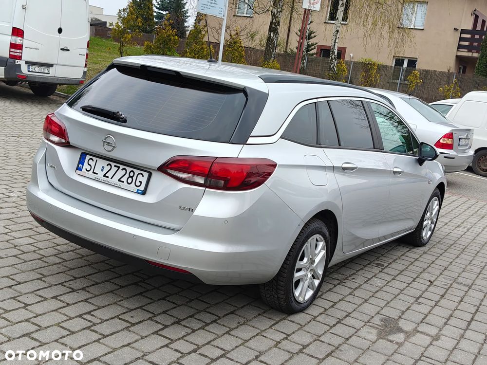 Opel Astra 1.6 CDTI Sport - 10