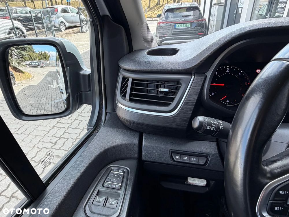 Nissan Primastar - 24