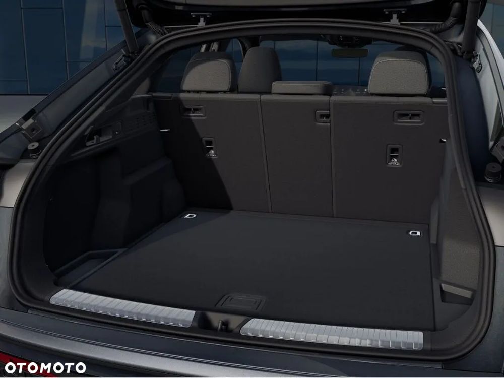 Audi Q5 Sportback - 10
