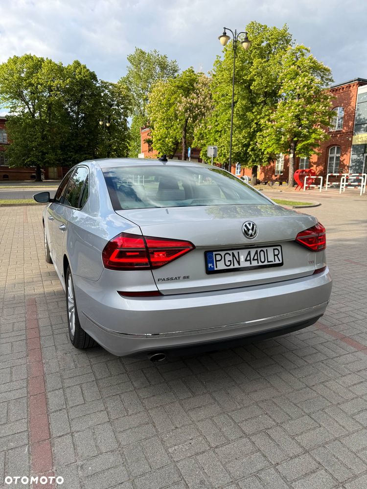Volkswagen Passat 1.8 TSI BMT Highline DSG - 9