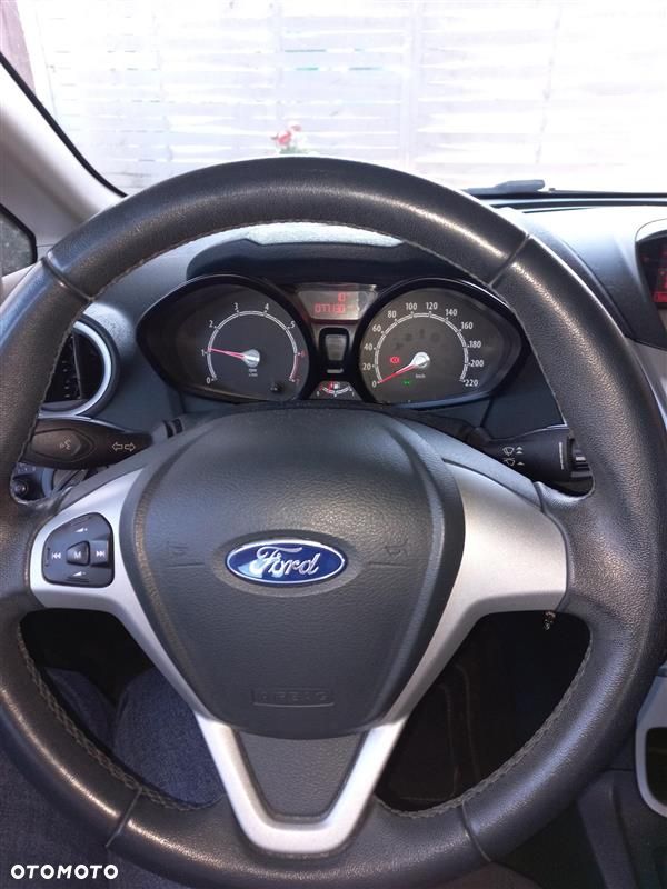 Ford Fiesta 1.25 Silver X (Ambiente) - 6