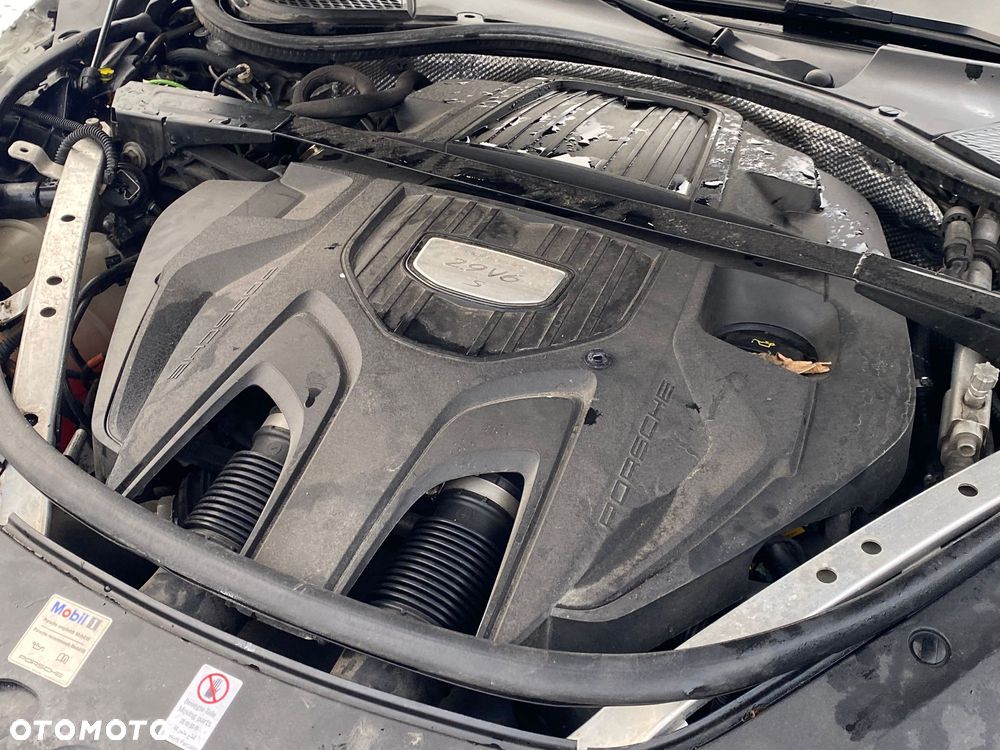 Porsche Panamera - 9