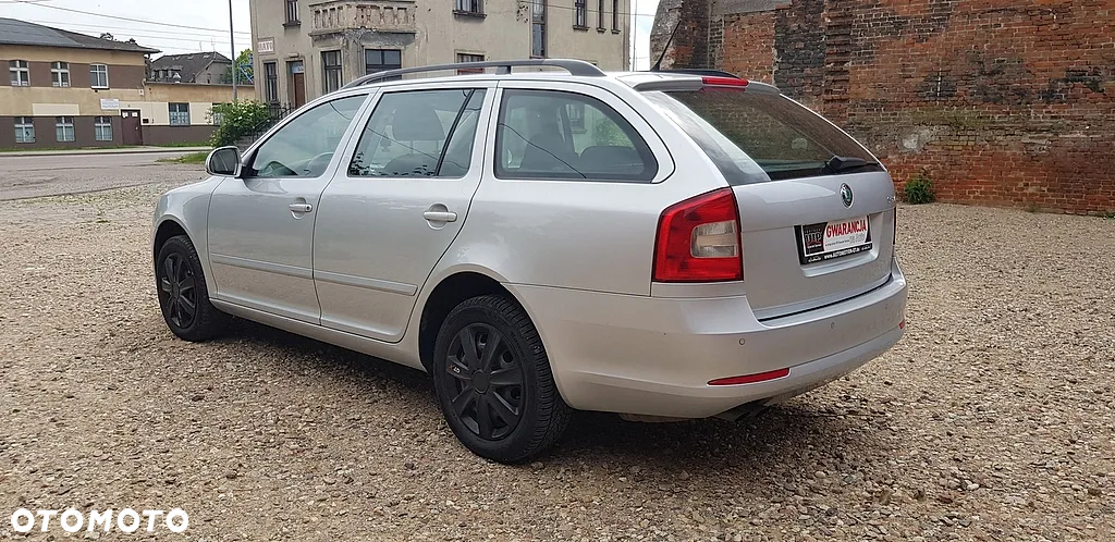 Skoda Octavia 1.6 TDI 4x4 Ambiente - 7