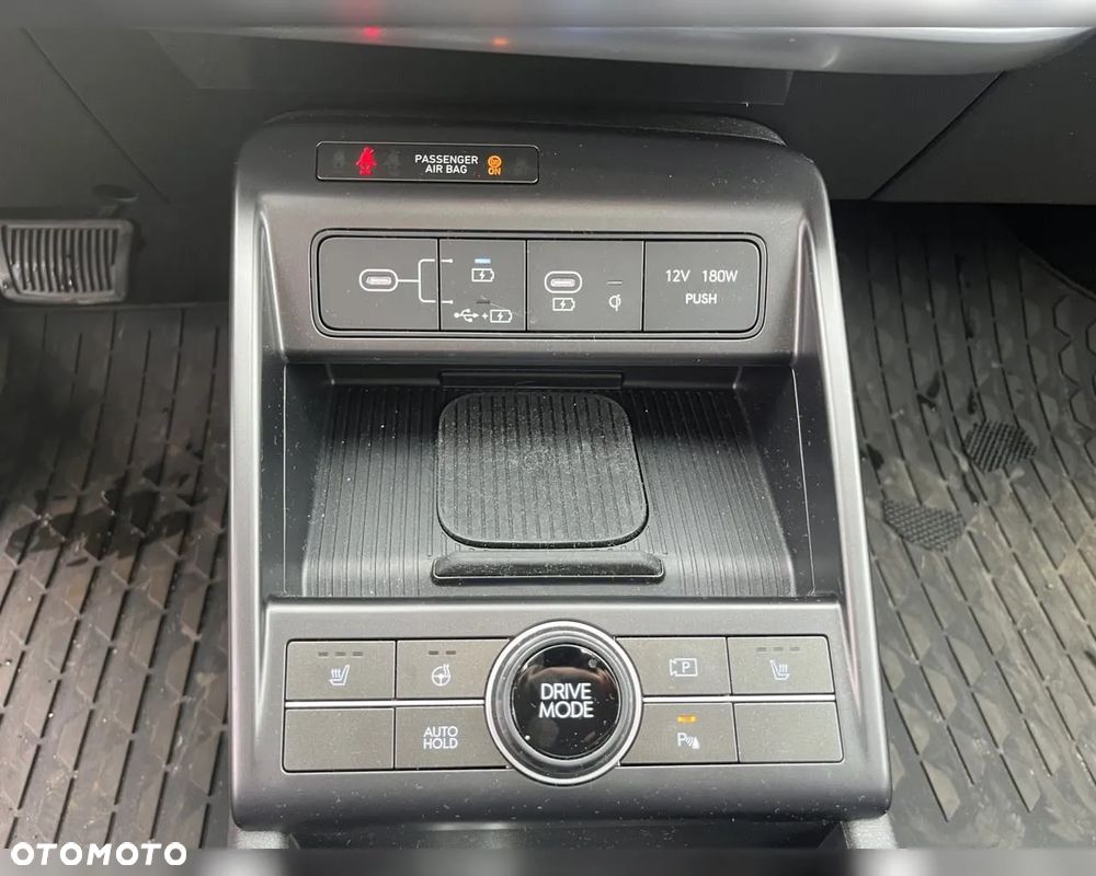 Hyundai Kona - 12