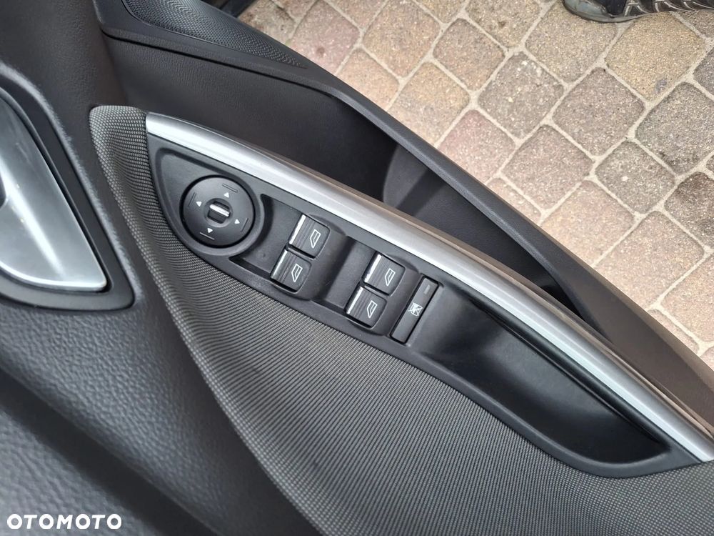 Ford Focus 1.6 TDCi Ambiente - 23