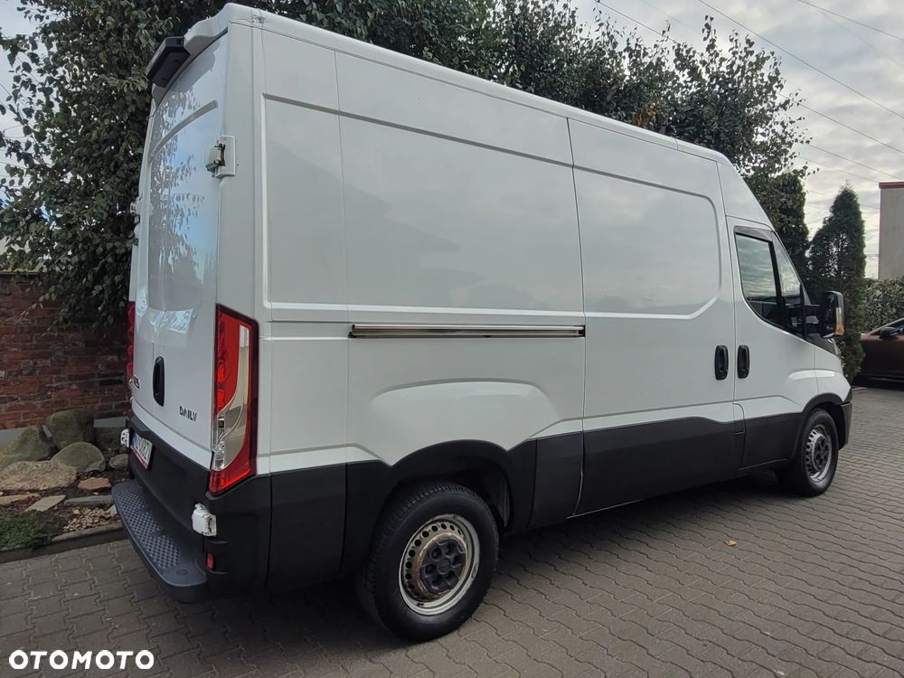 Iveco DAILY 35S14 - 4