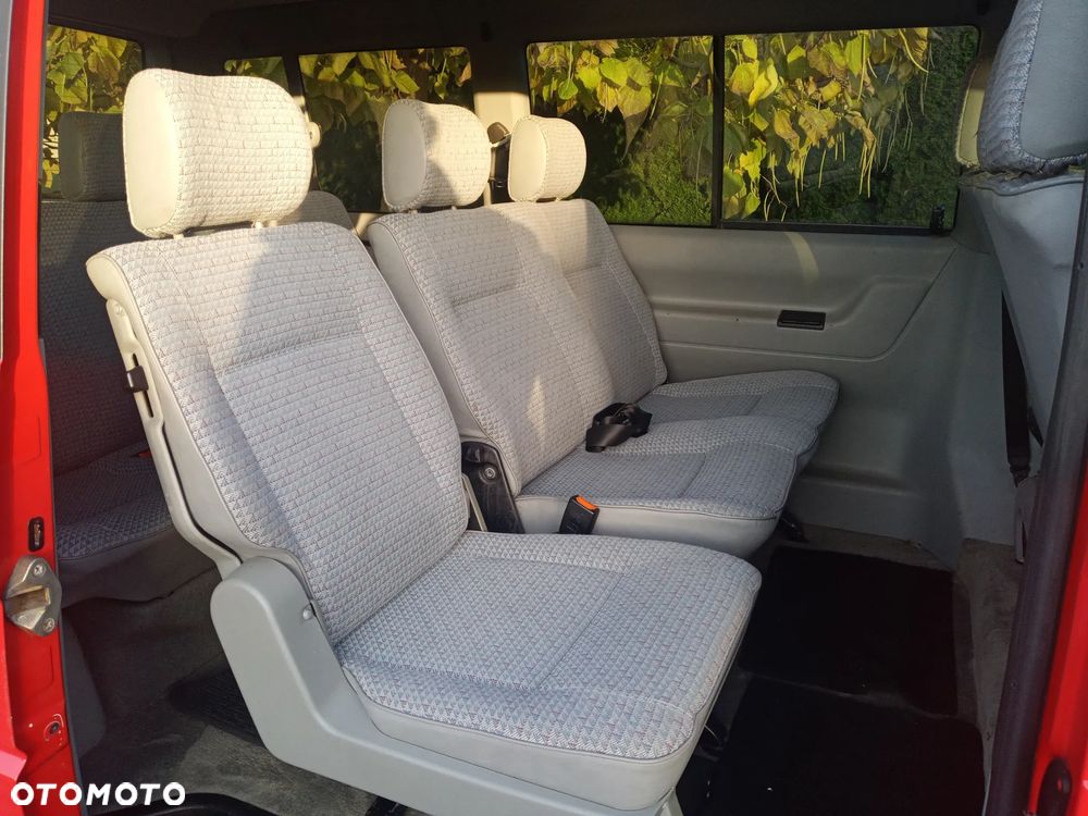 Volkswagen Transporter - 7