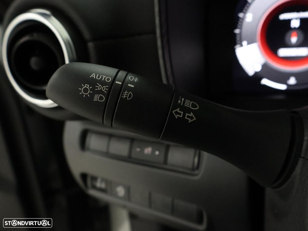 Nissan Juke 1.0 DIG-T N-Connecta DCT - 16