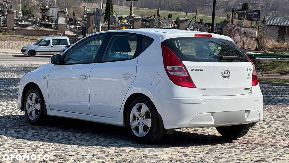 Hyundai i30 - 21