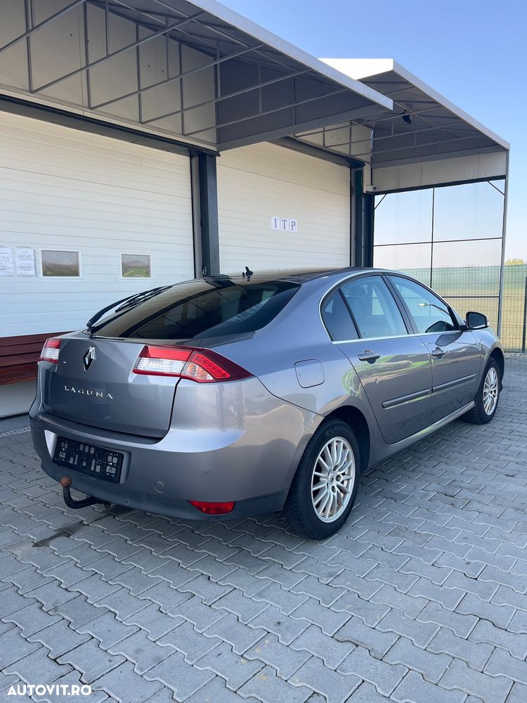 Renault Laguna - 6