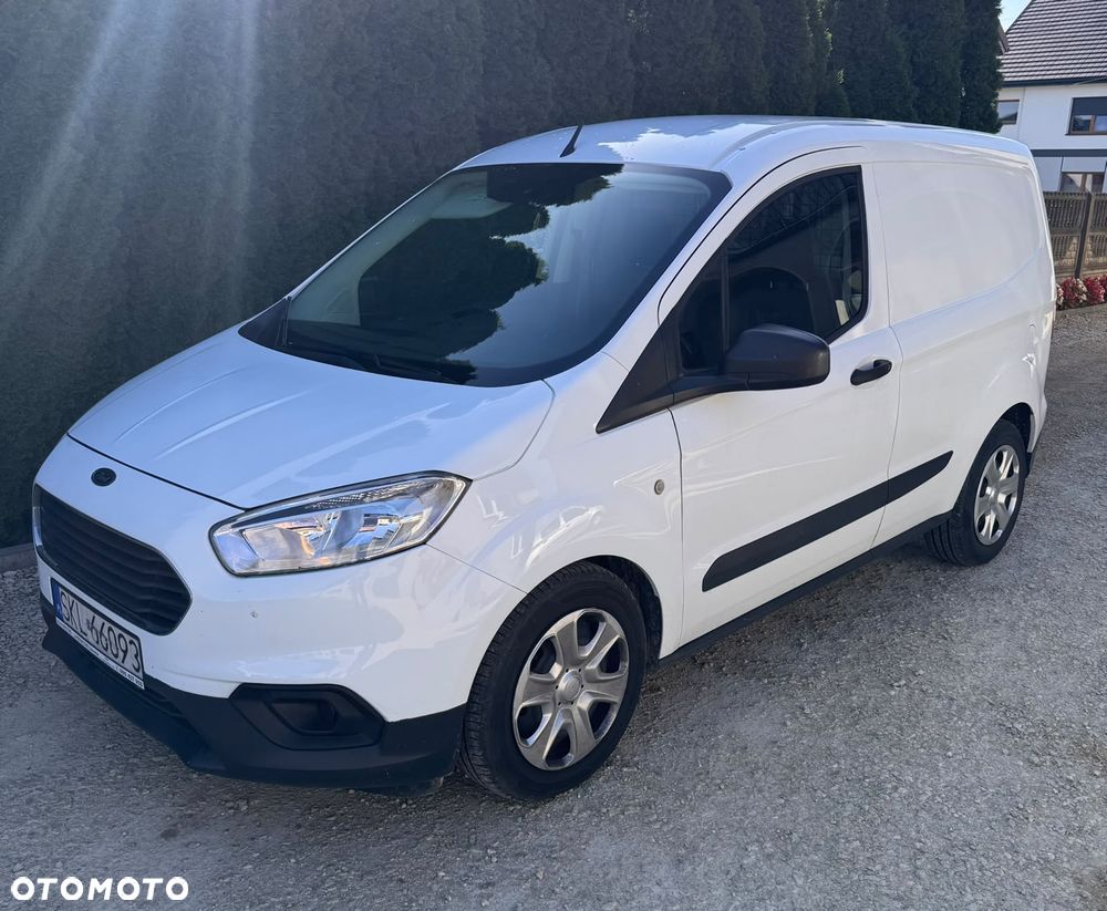 Ford Transit Courier Ambiente - 1