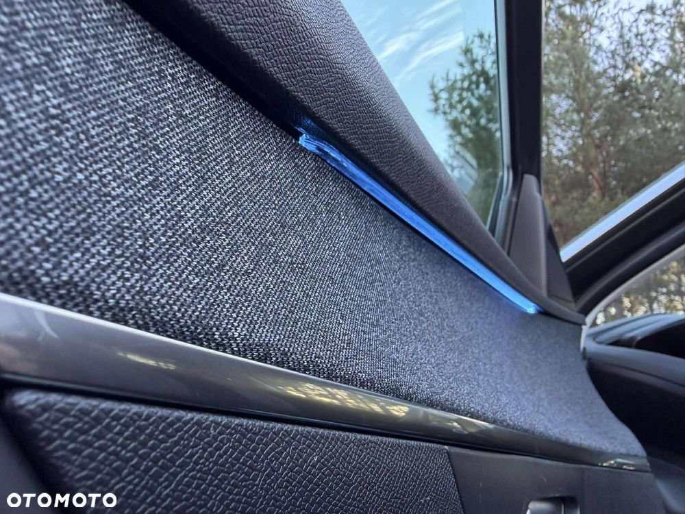 Peugeot 5008 1.5 BlueHDI Allure S&S - 23