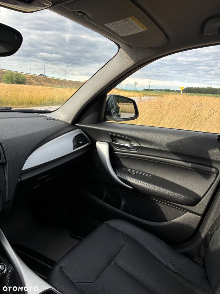 BMW Seria 1 - 21