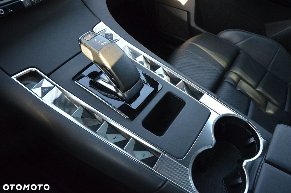 DS Automobiles DS 7 Crossback 1.6 E-Tense 4x4 So Chic - 34