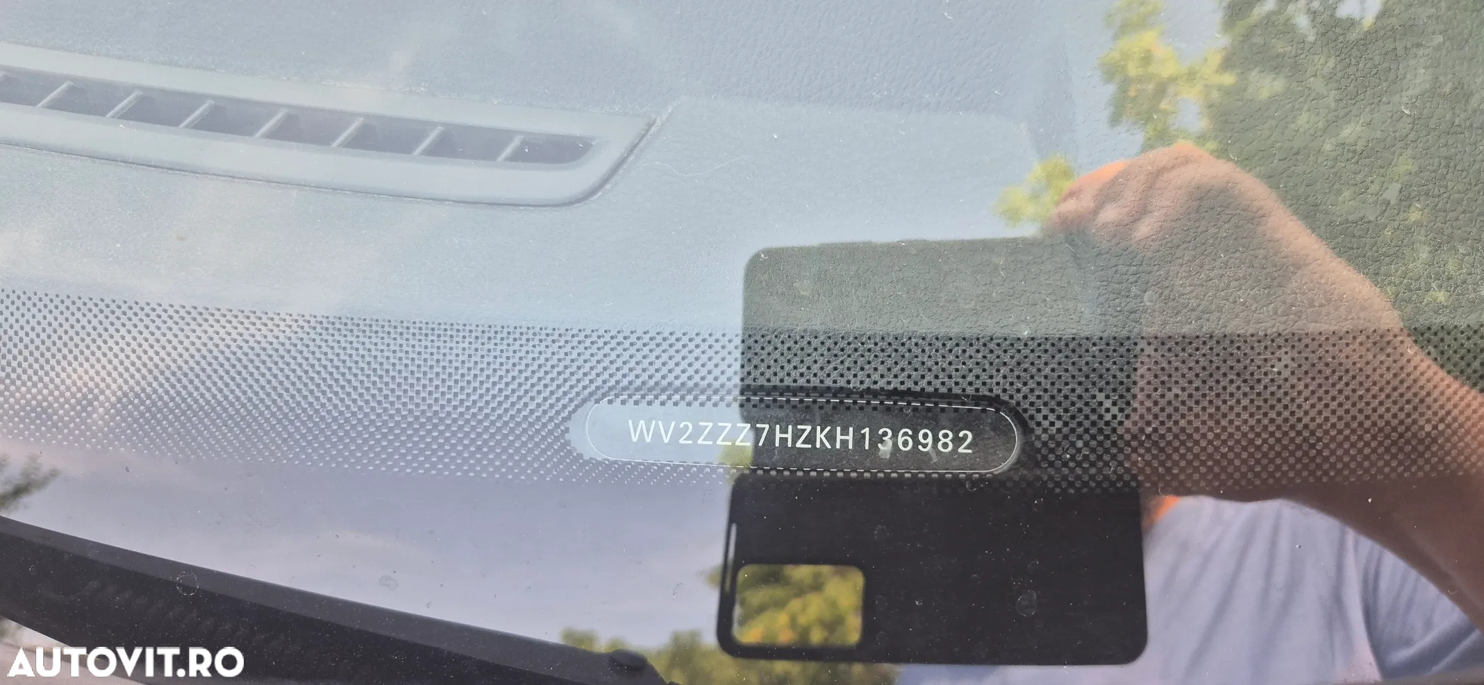 Volkswagen Caravelle T6 2.0 TDI LR Comfortline - 8