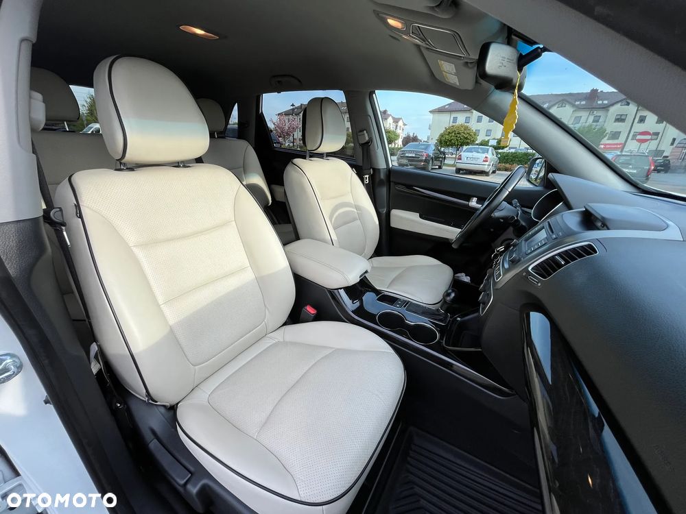 Kia Sorento - 15