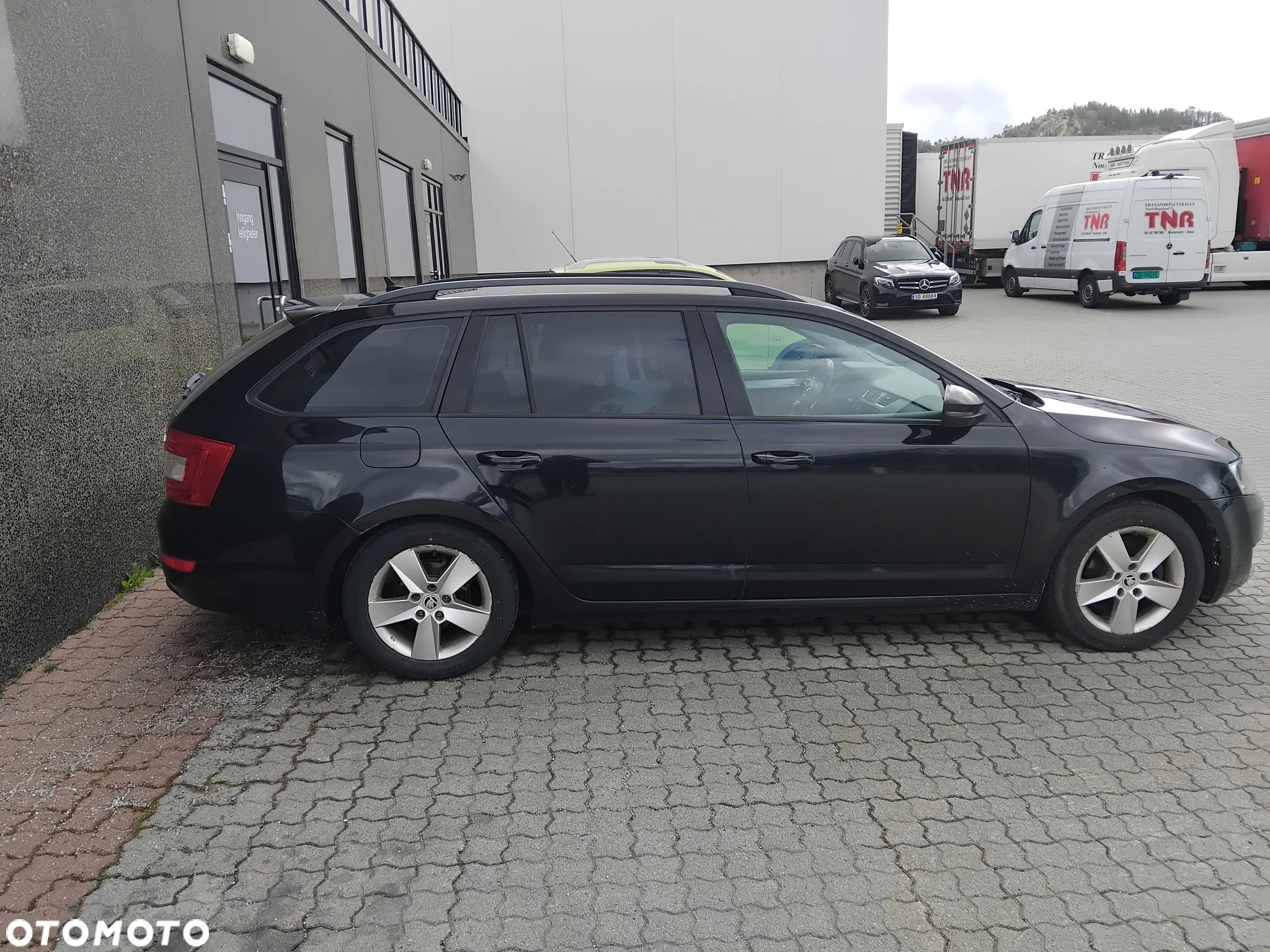 Skoda Octavia 1.6 TDI Fresh DSG - 3