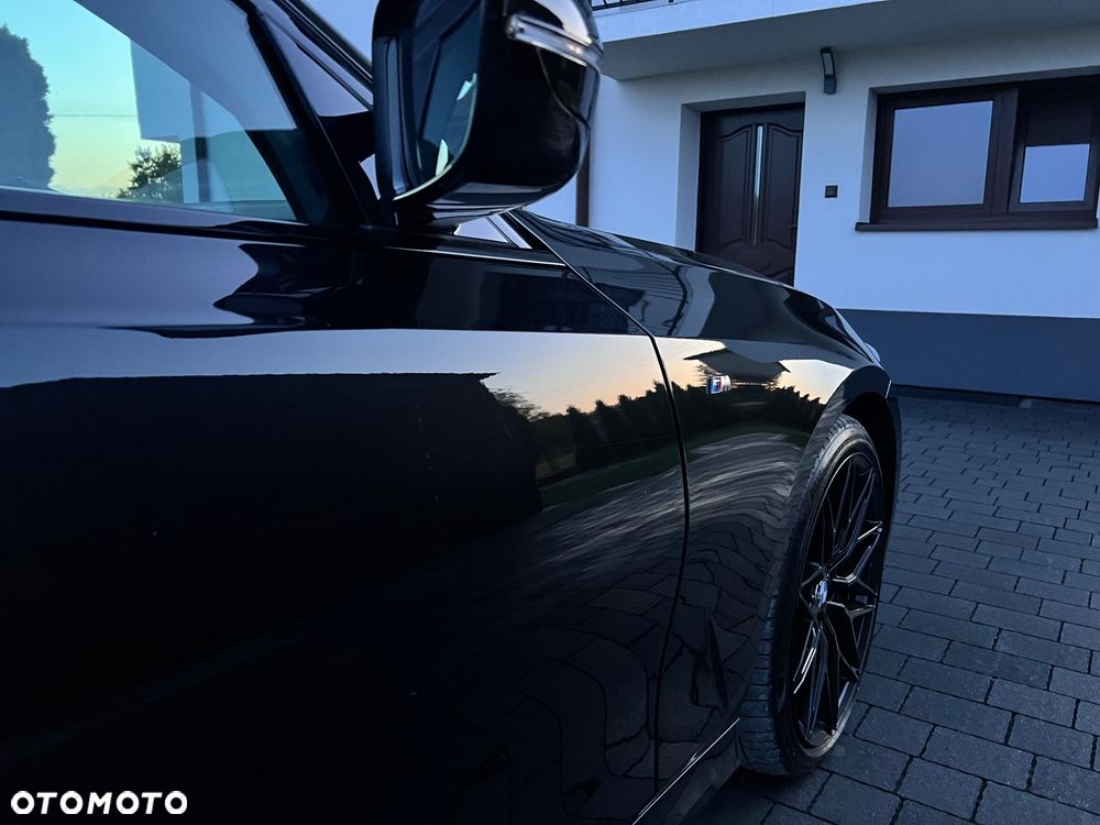 BMW Seria 3 318i M Sport - 21