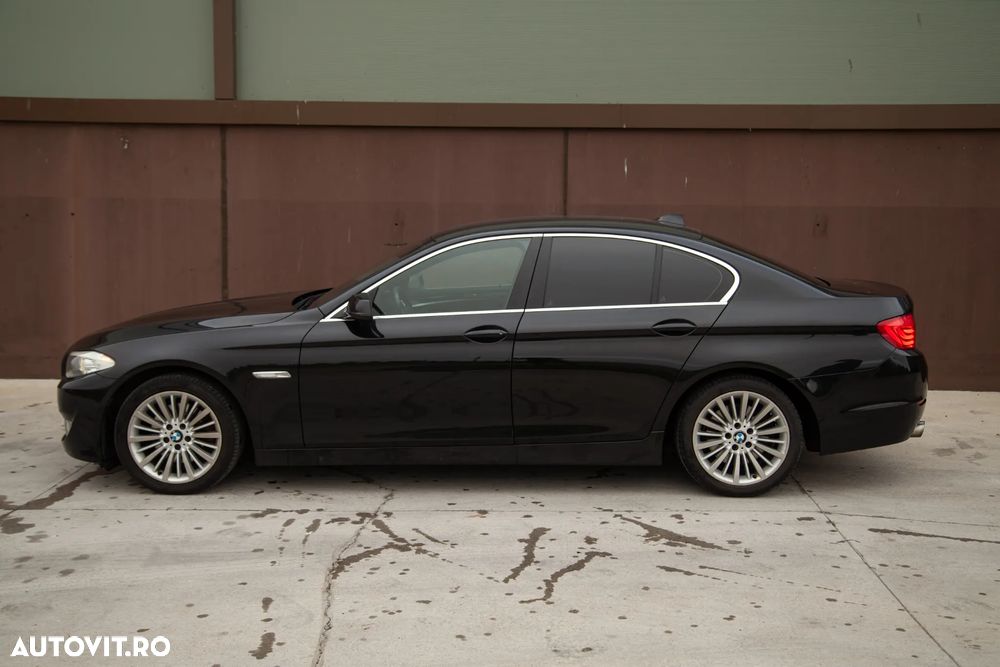 BMW Seria 5 520d Aut. - 8
