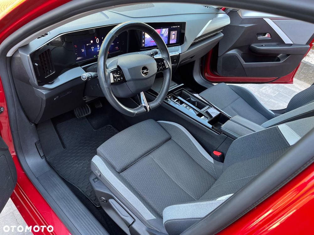 Opel Astra 1.2 T GS Line S&S - 24